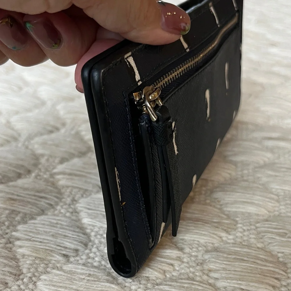 EUC Kate Spade Navy Blue Wallet with Penguin Design - Picture 5 of 7